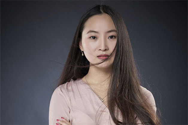 什么叫形象定制？個(gè)人商務(wù)形象照未必都是你想象的那樣子!