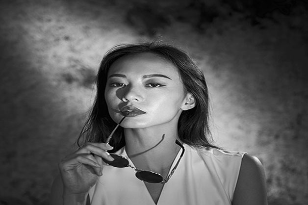 【重點】上海形象照拍攝進行介紹女性拍攝形象照時該如何進行展現(xiàn)魅力呢？